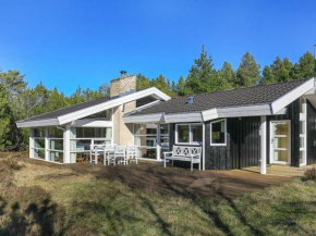 6 person holiday home in lb k, Ålbæk